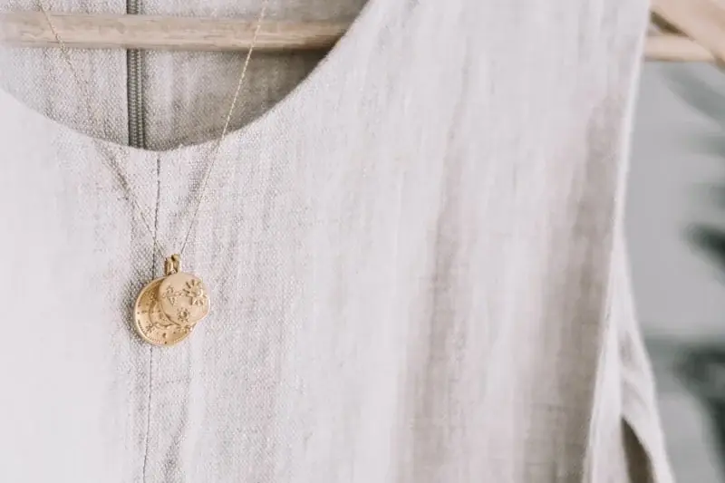 Women's linen tank top
