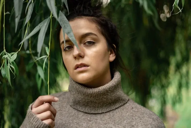 Women's cashmere turtleneck